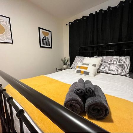 Vibrant W/ Comforting Vibes Apartment Chicago Bagian luar foto